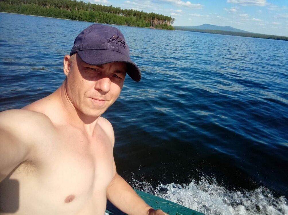  53627353  , 33 ,    -