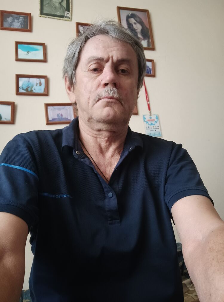  52770943  , 67 ,    