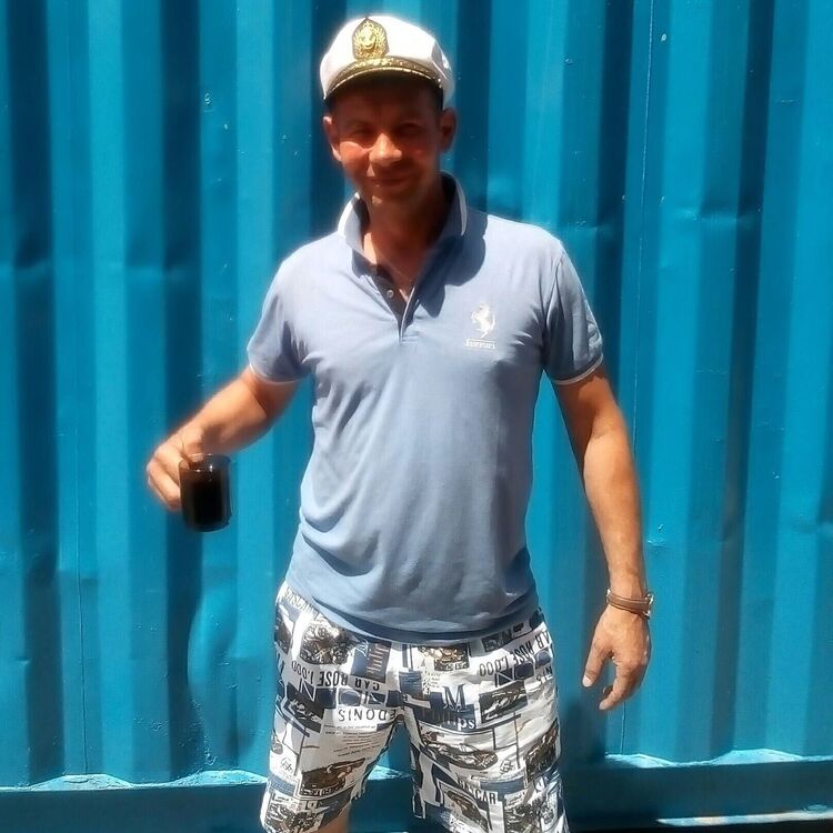  23635863  Sergey, 53 ,    