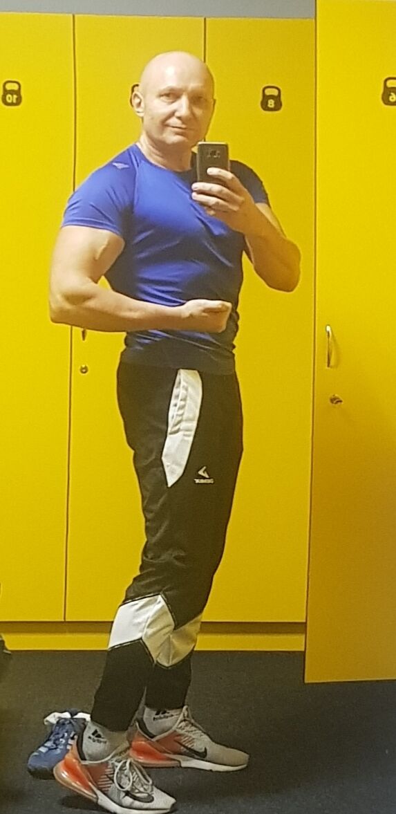  41253323  , 44 ,    