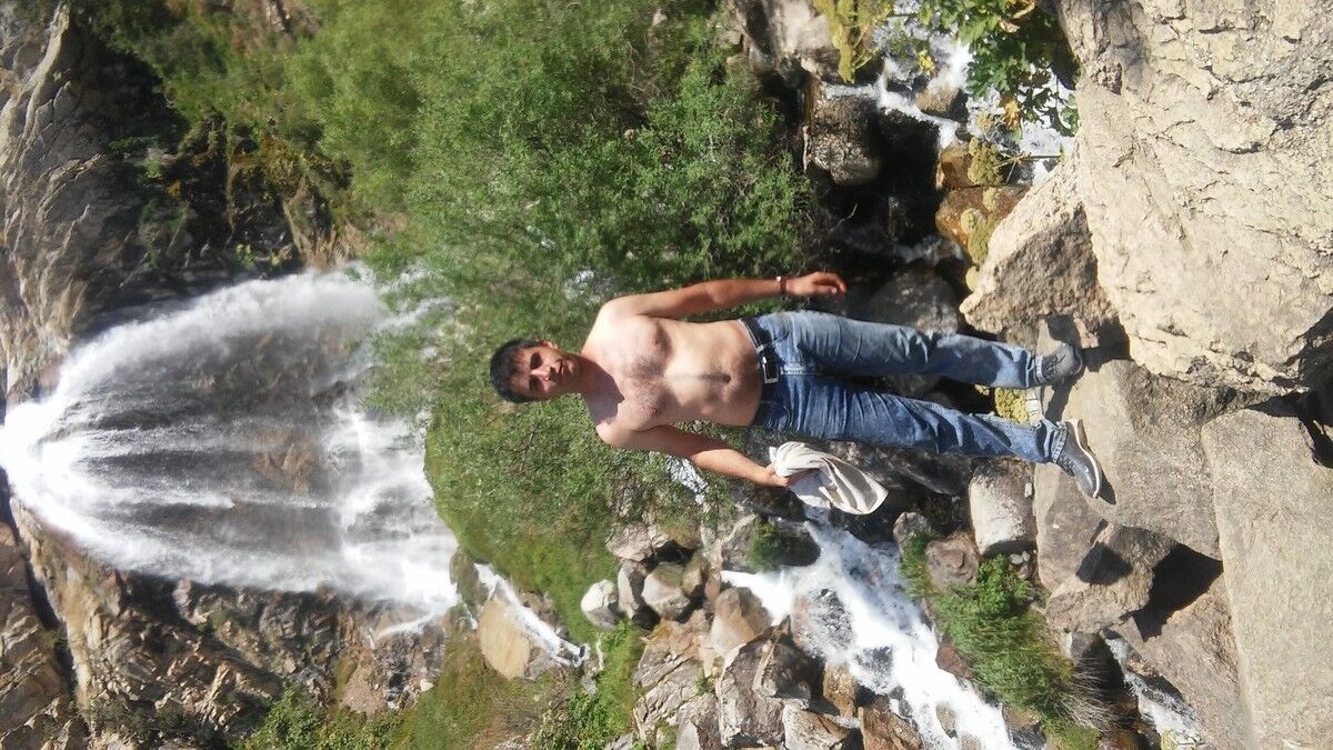  17472253  Baxodir, 38 ,    