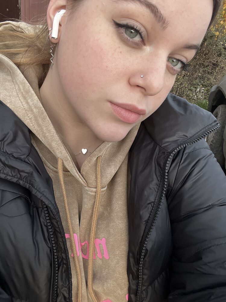  48809893  , 18 ,    