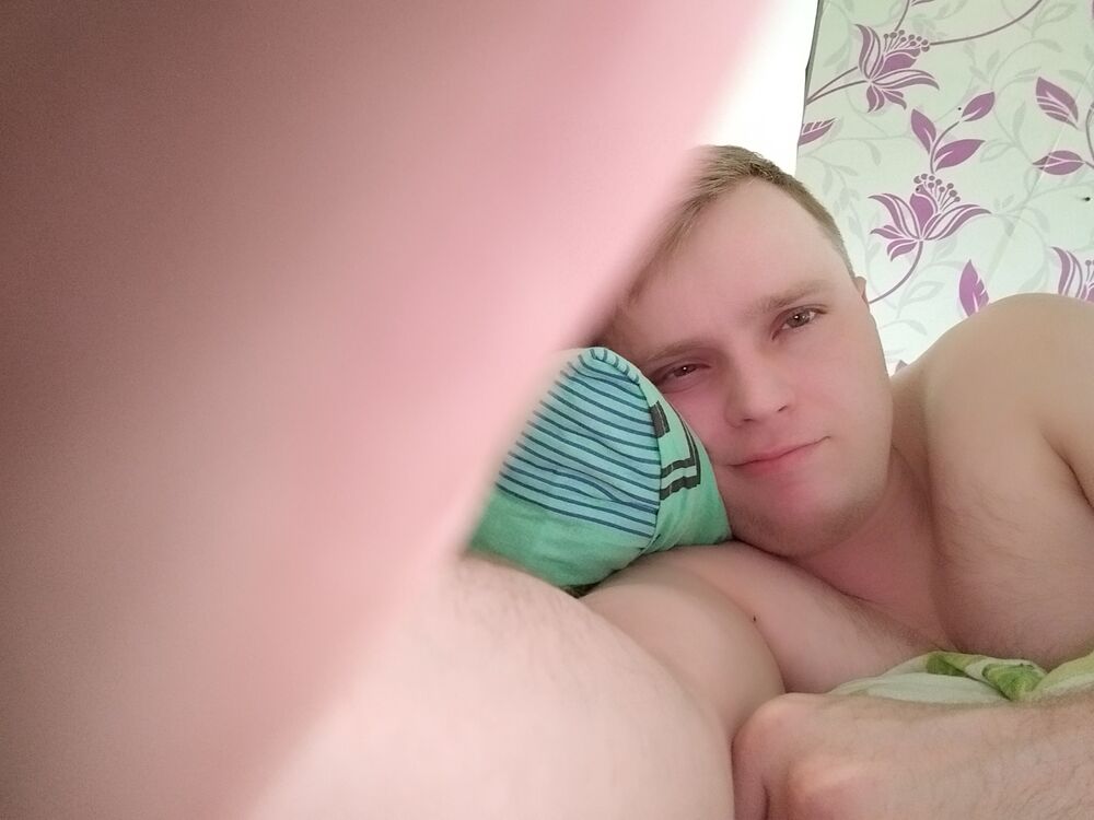  35994953  Vasilii, 33 ,    