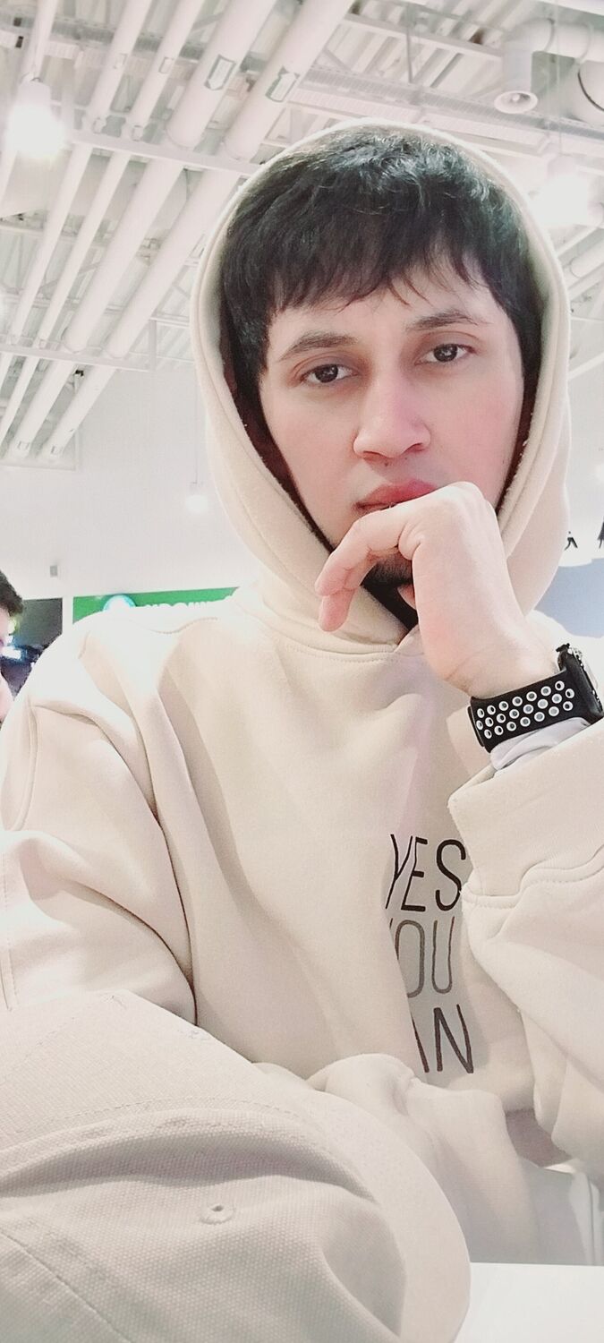  45937503  Ismail, 22 ,    