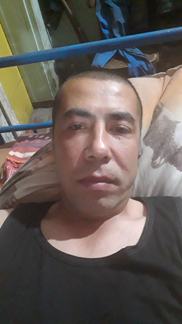  37650903  Firuz, 37 ,    