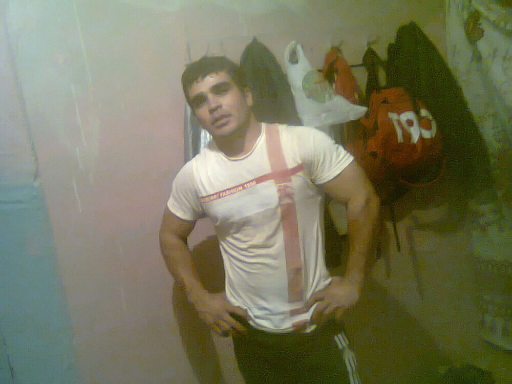  24148883  Rembo, 25 ,    