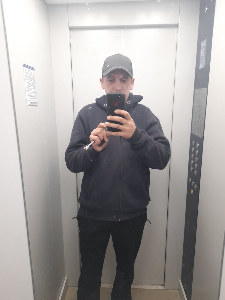  40525933  , 40 ,    