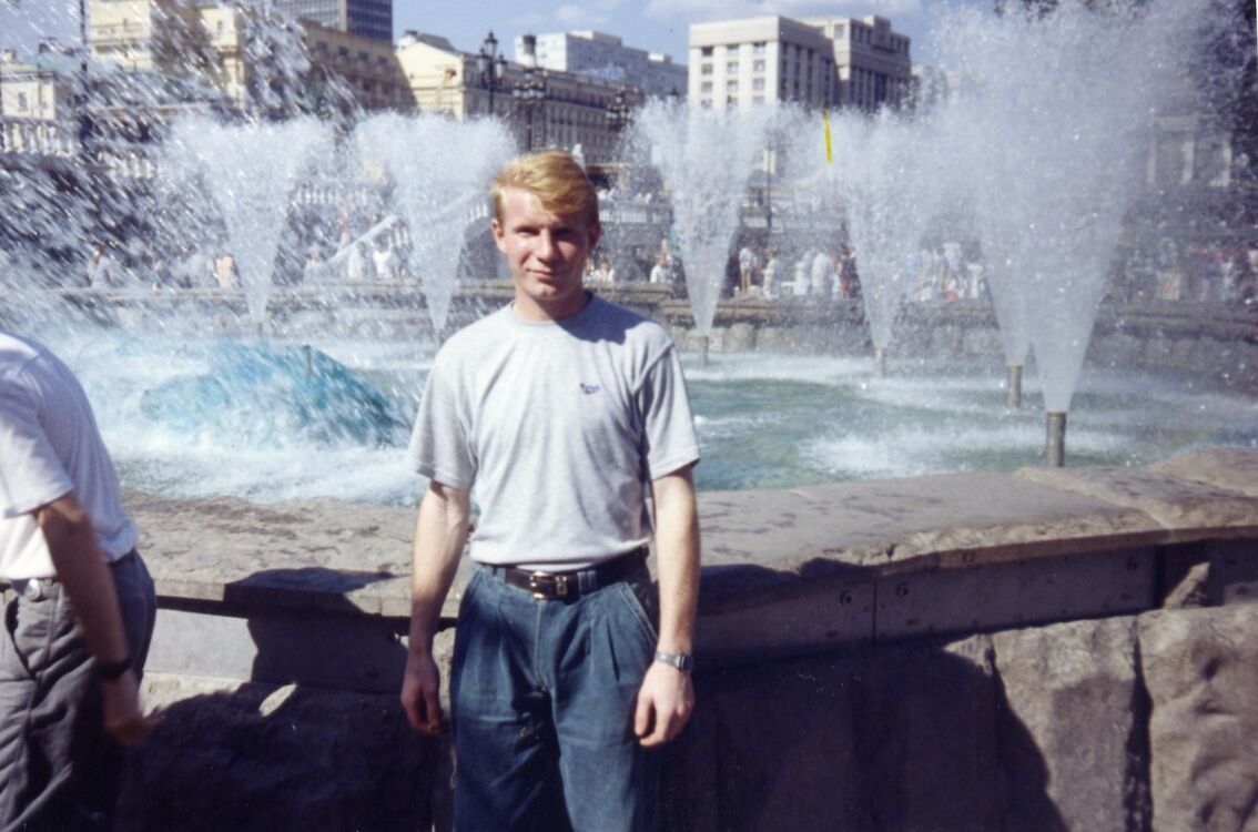  6407483  Igor, 51 ,     