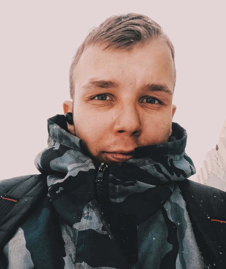  40948433  Nikolai, 26 ,    