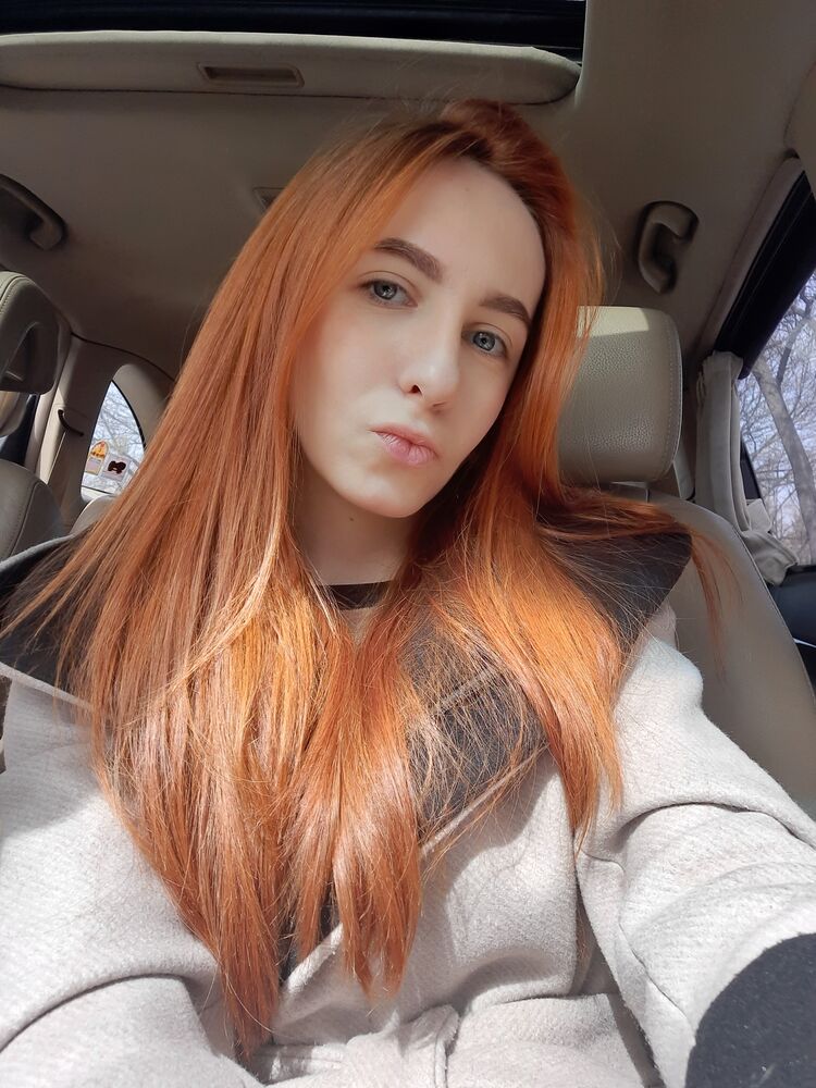  34325193  Viktoria, 26 ,    