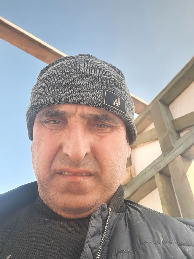  40105323  Asadullo, 56 ,    