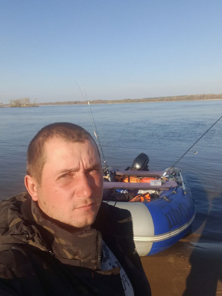  52715943  , 34 ,    