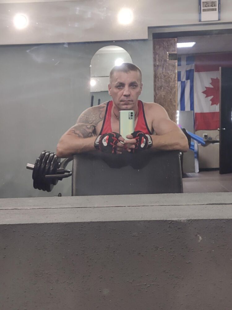  44049523  , 42 ,    