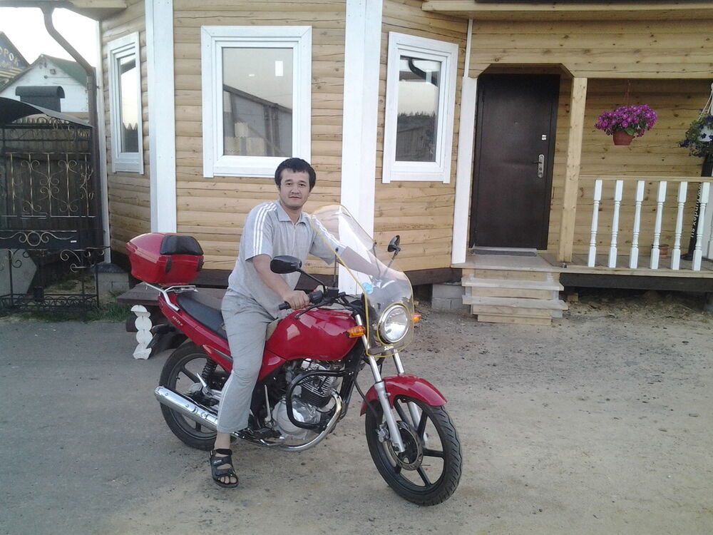  4443673  Siddiq, 42 ,    