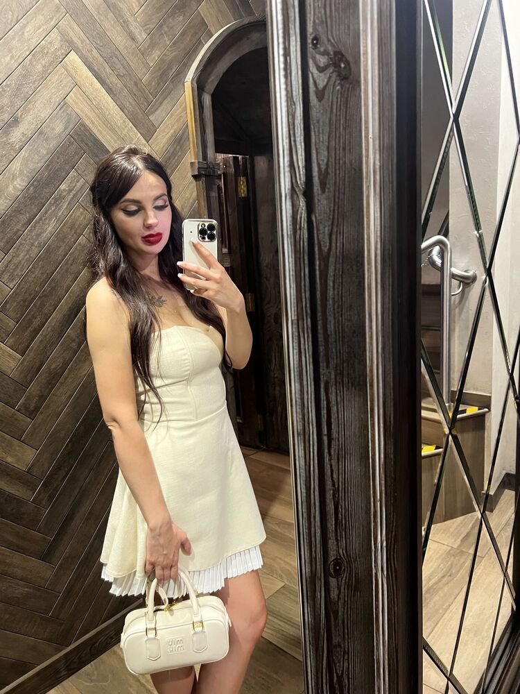  52873443  , 28 ,    