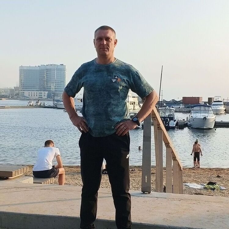 ���� 37300373 ������� �������, 44 ����, ���� ���������� � ������������