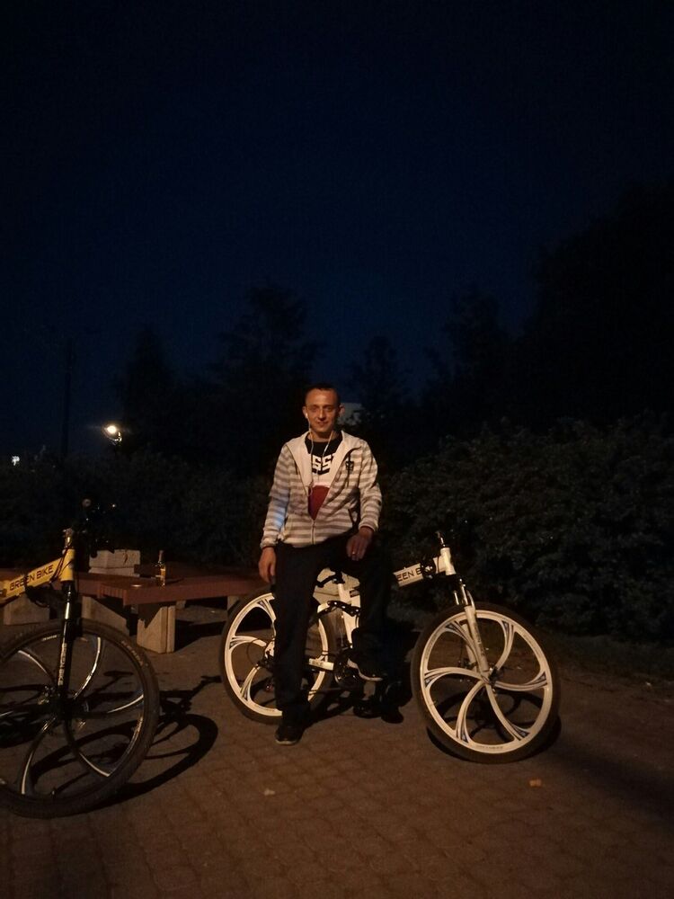  15045393  , 40 ,    -