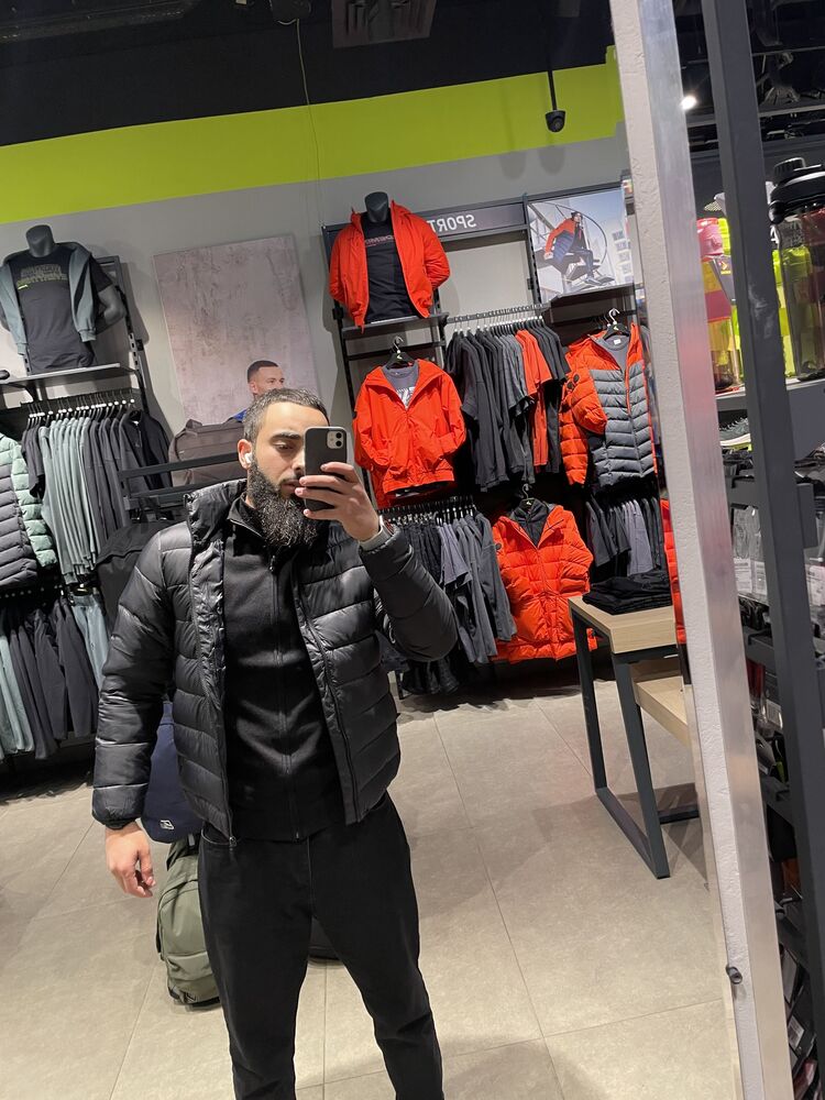  39624913  Halid, 30 ,    