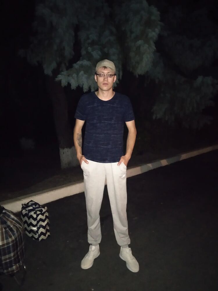  39048593  , 27 ,    