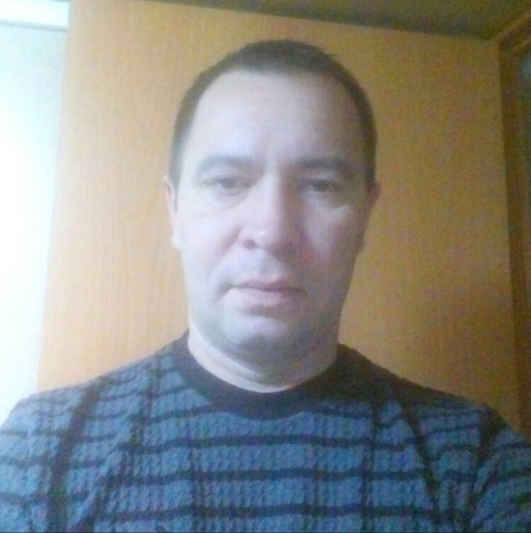  ,   Denis, 42 ,   ,   , c 