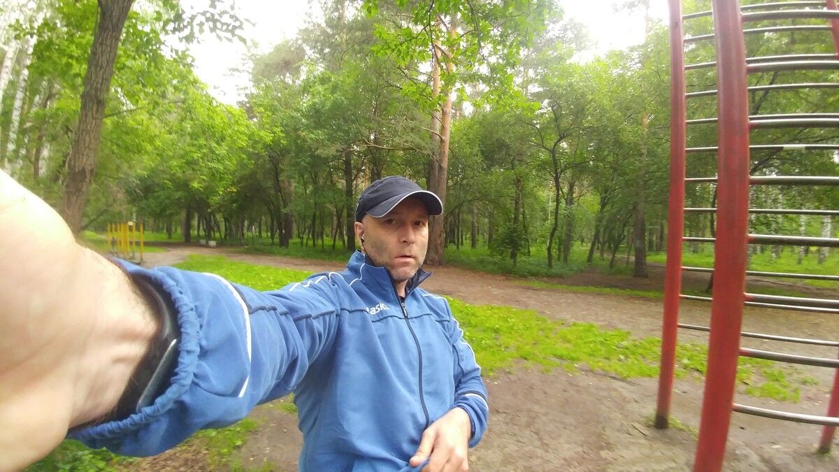  ,   Denis, 47 ,   ,   , c 