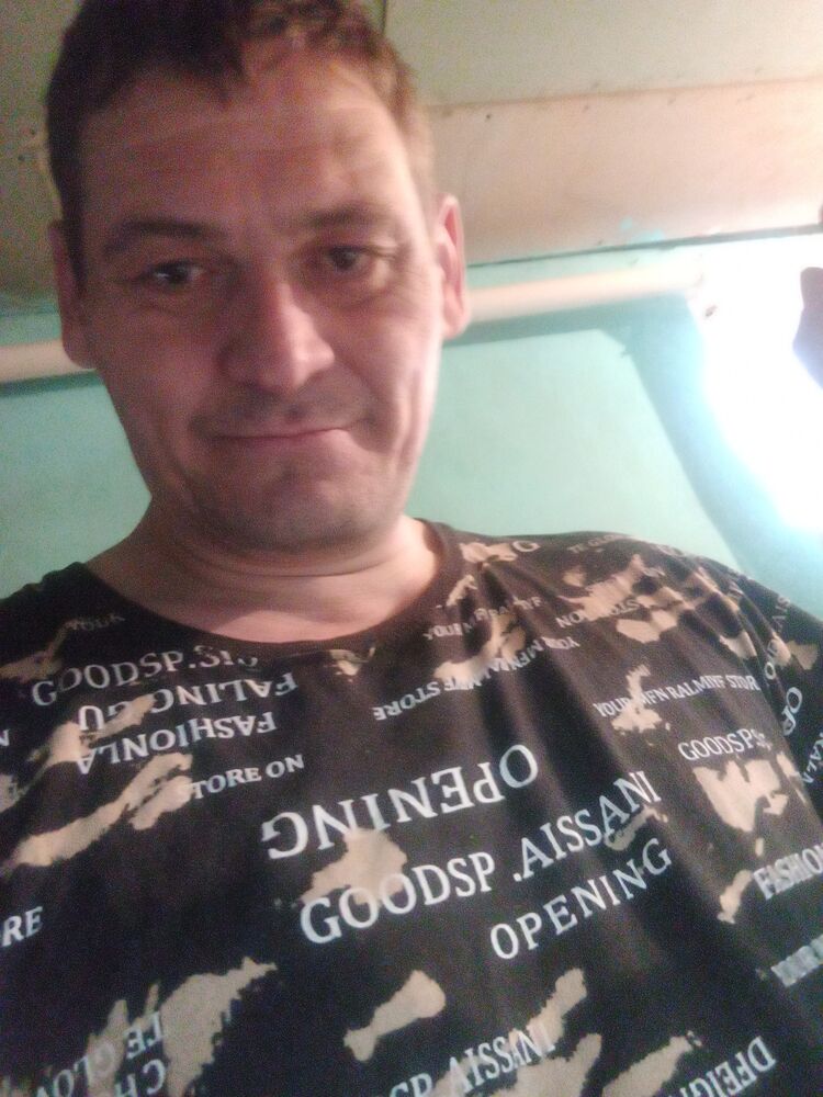  49426323  Vladimir, 42 ,    