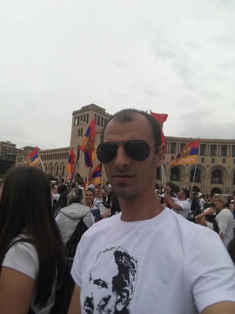  ,   Samvel, 41 ,   ,   