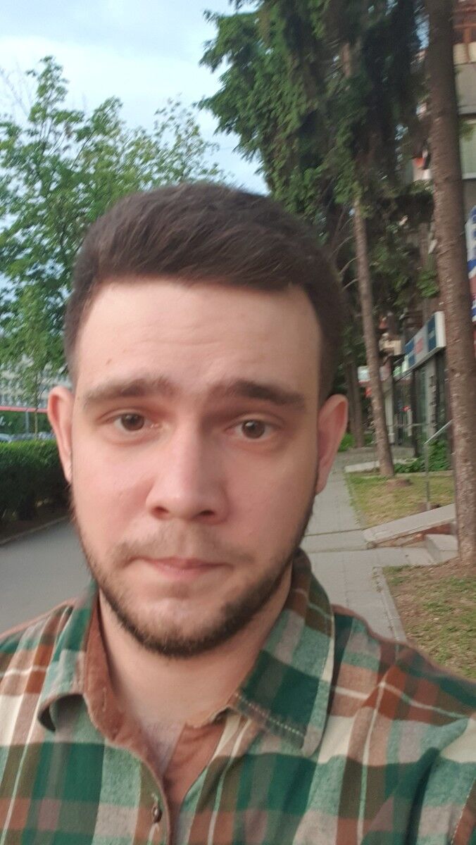  18138033  , 27 ,    