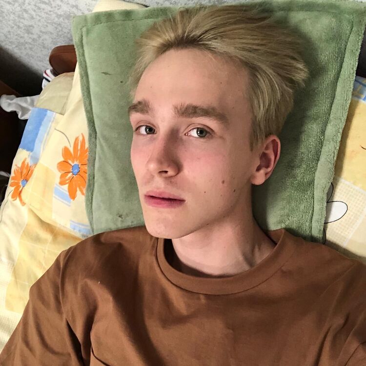  28081363  , 21 ,    