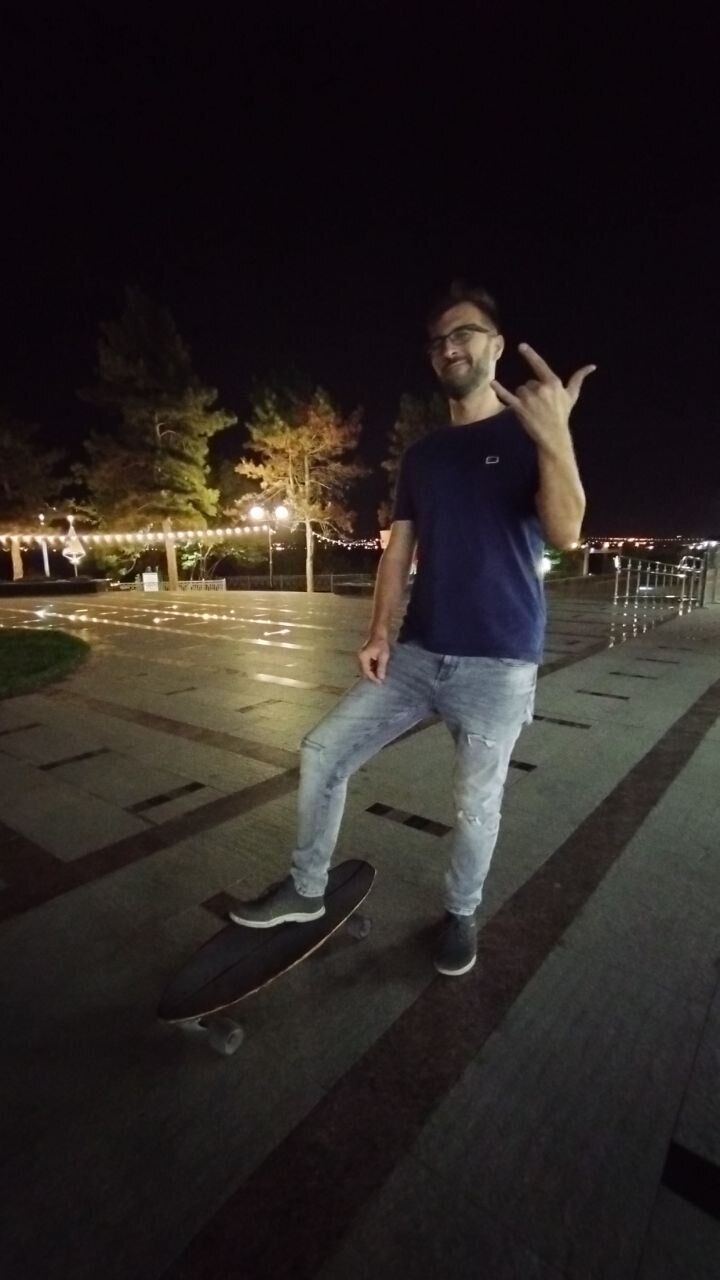  37744833  , 39 ,    