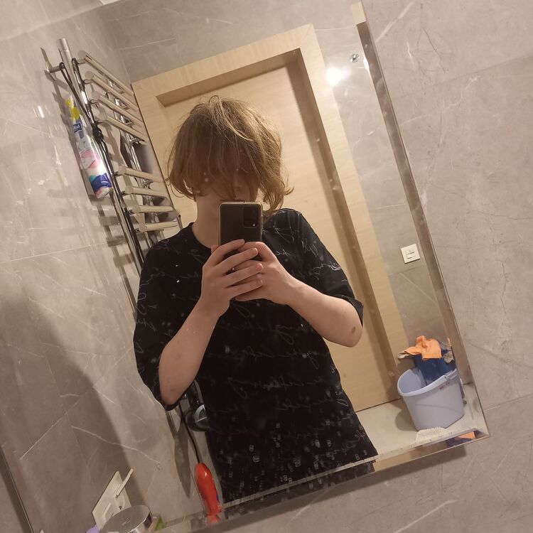  29887063  Vladimir, 21 ,    