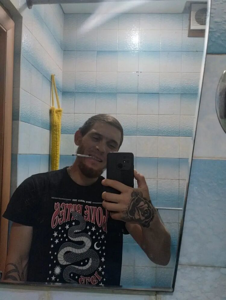  49711423  , 28 ,    