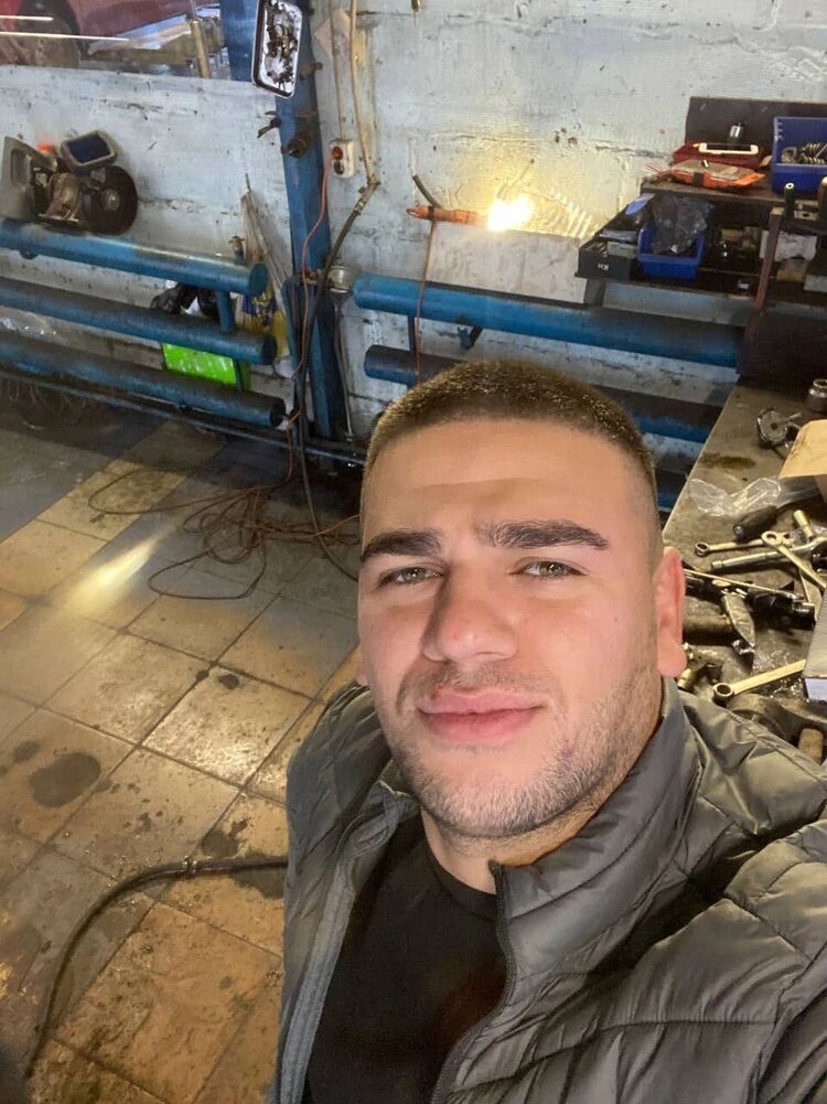 51132743  , 33 ,    -