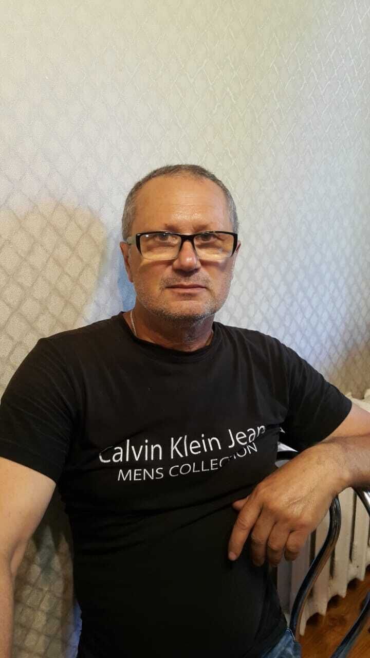  23077503  , 69 ,    -