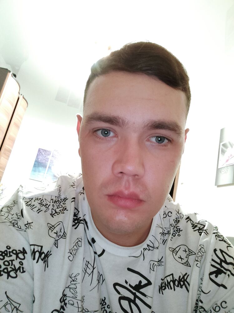  28927943  Artyom, 30 ,    