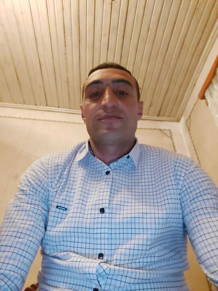  53637553  Qach, 45 ,    