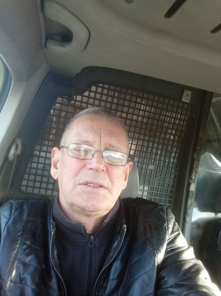  33206253  , 61 ,    