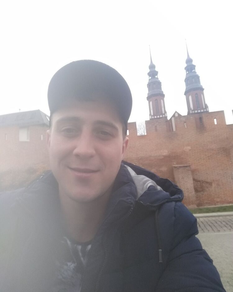  18136783  , 30 ,    Tarnow Opolski