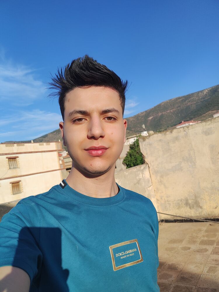  42820693  Abdou, 24 ,    Cheraga