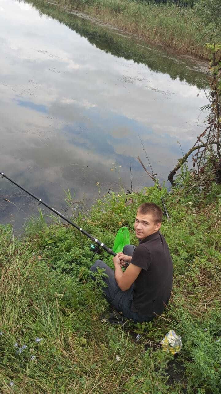  35992943  Andrey, 22 ,    