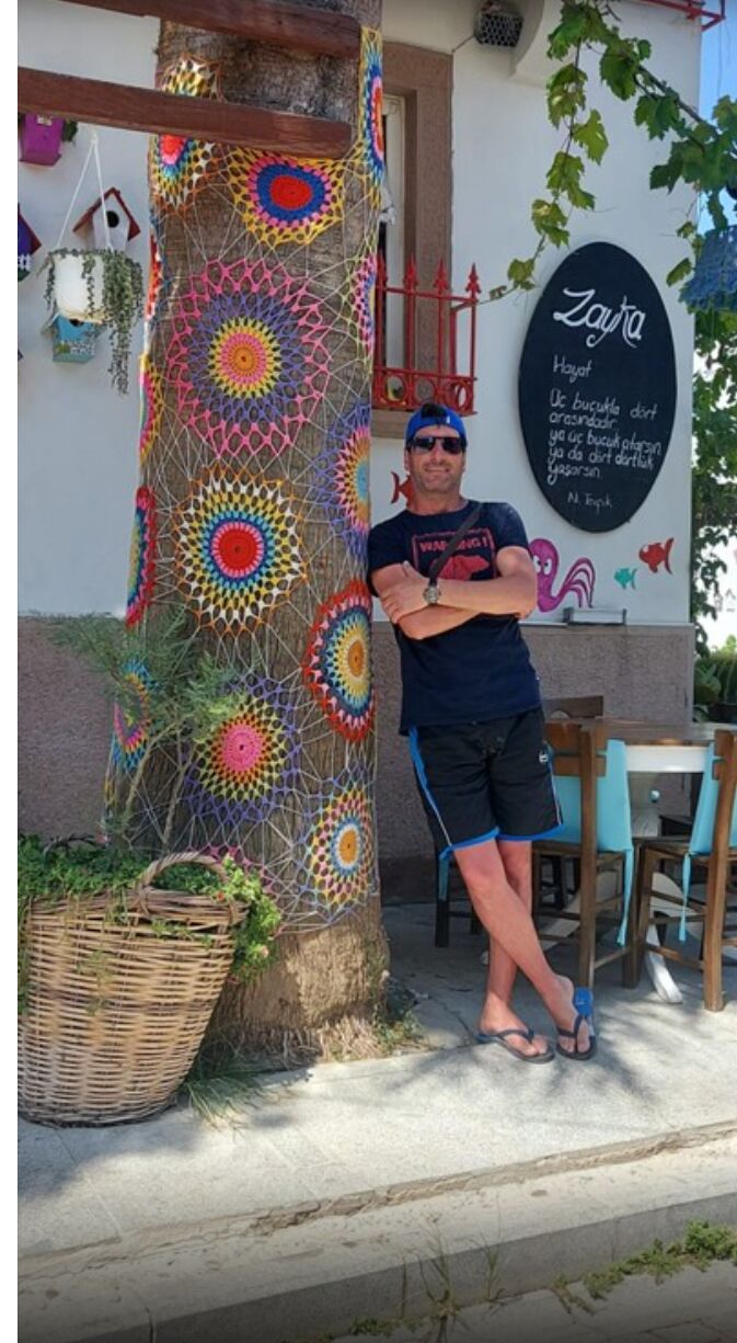  54535643  Memoli, 40 ,    