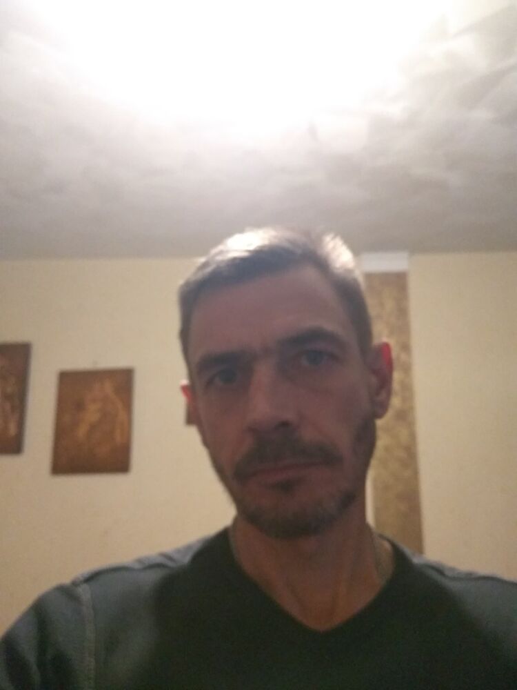  8610283  , 49 ,    
