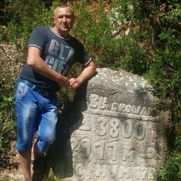  12443573  Aleksandr, 46 ,    