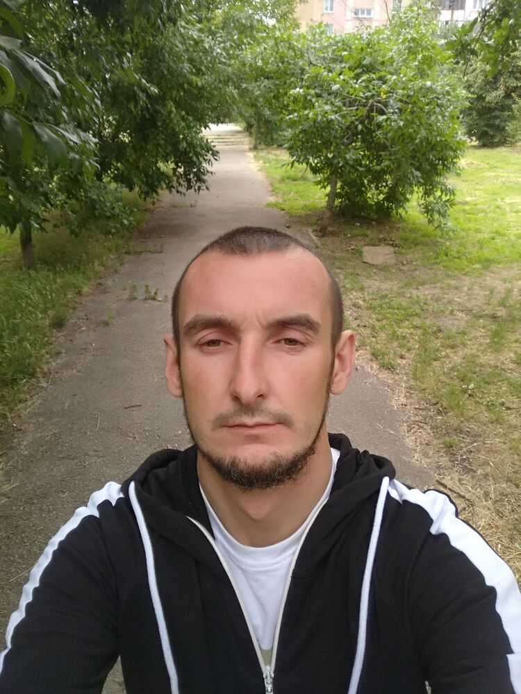  ,   Aleksej, 37 ,   ,   