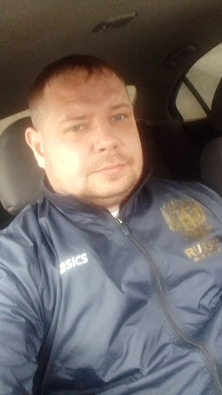  ,   Anton, 38 ,   ,   , c 