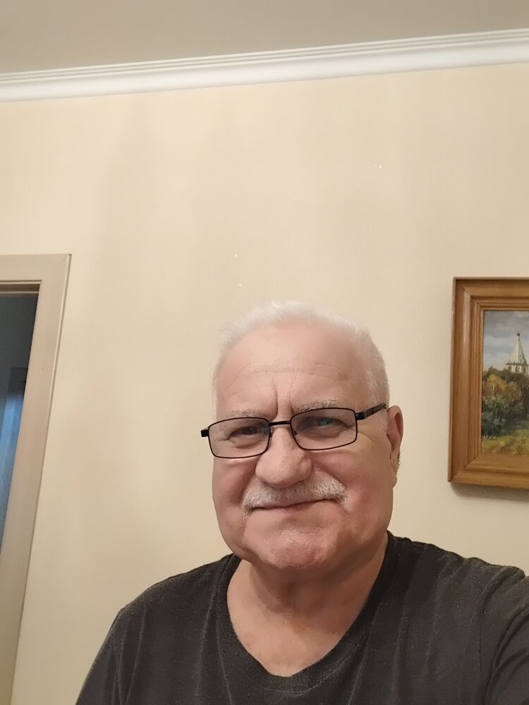  42285283  , 73 ,    