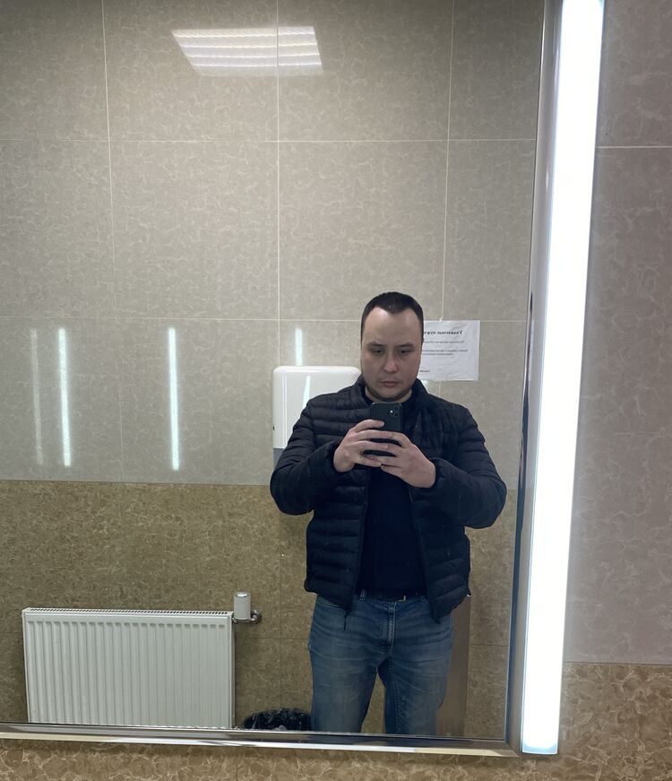  43852923  , 31 ,    