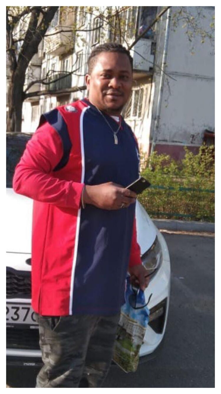  48761343  , 40 ,    