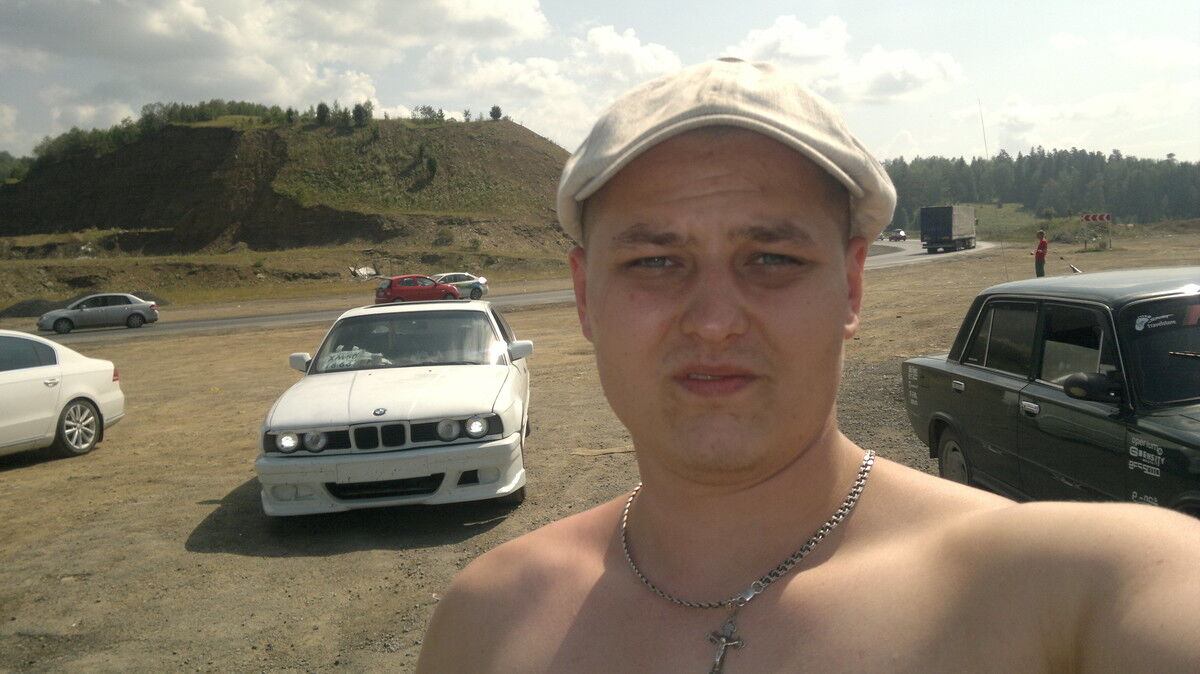  5713403  , 37 ,    
