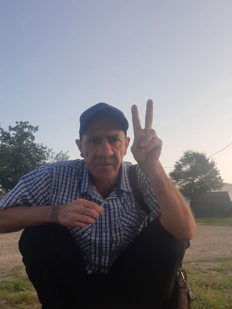  45937093  , 49 ,    
